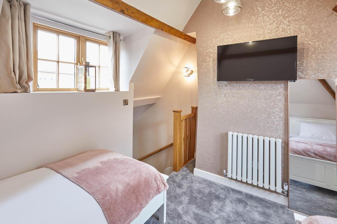 Host & Stay - 11 Bakehouse Yard 휫비 외부 사진